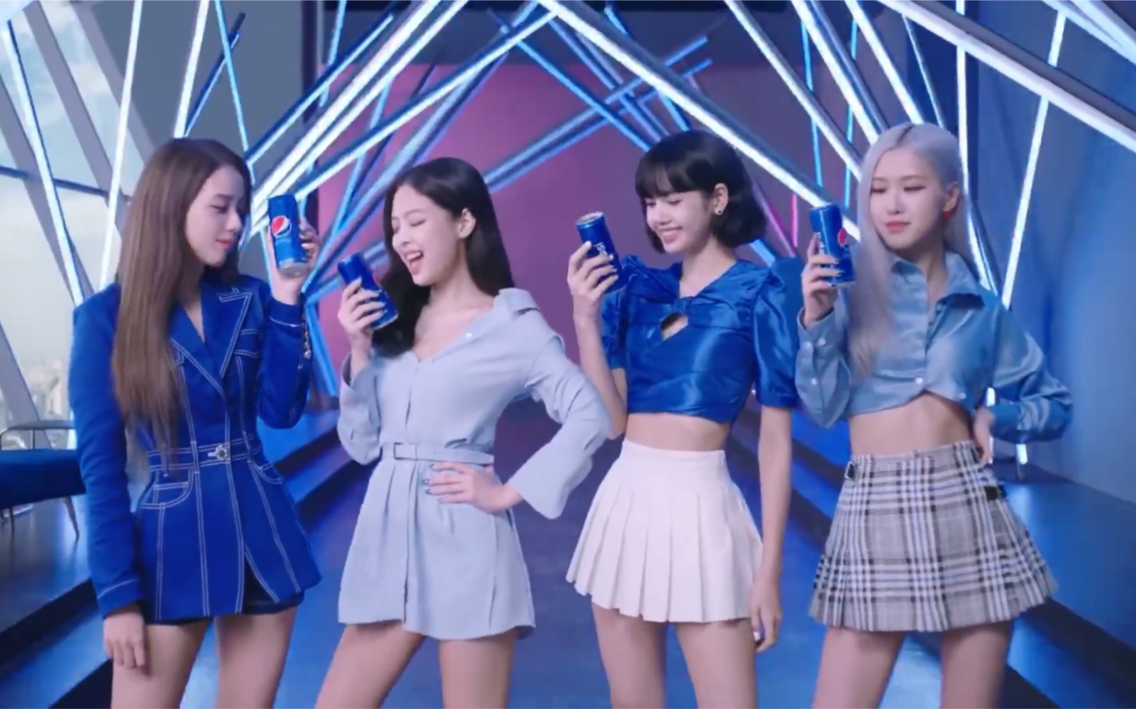 Blackpink X Pepsi 最新广告公开！超清爽的夏日墨 哔哩哔哩 Bilibili