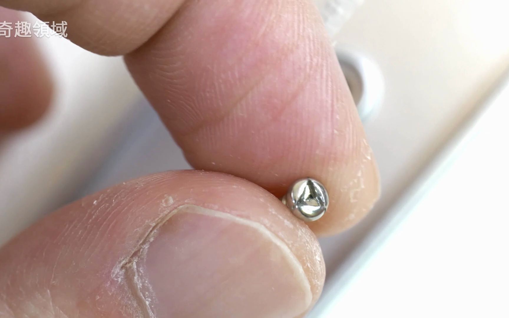 5个方法，教你拆下三角形螺丝！