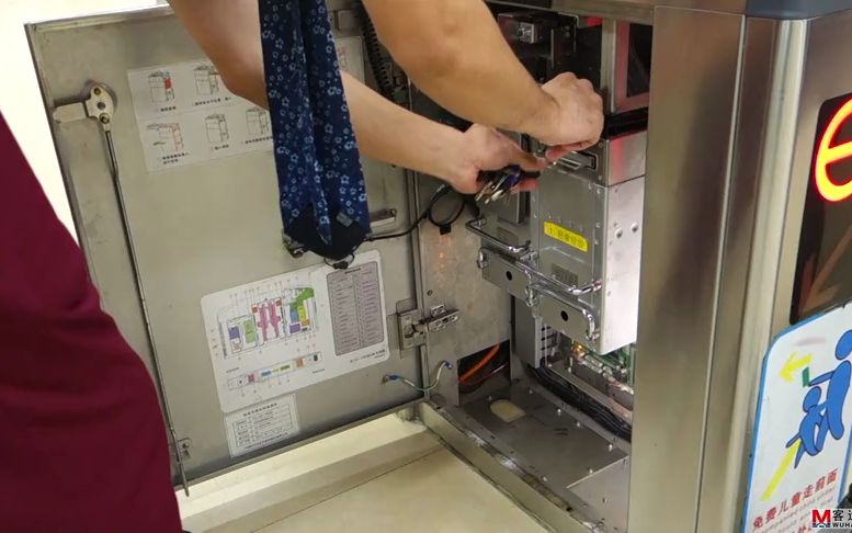 武汉地铁 闸机票箱清点流程演示