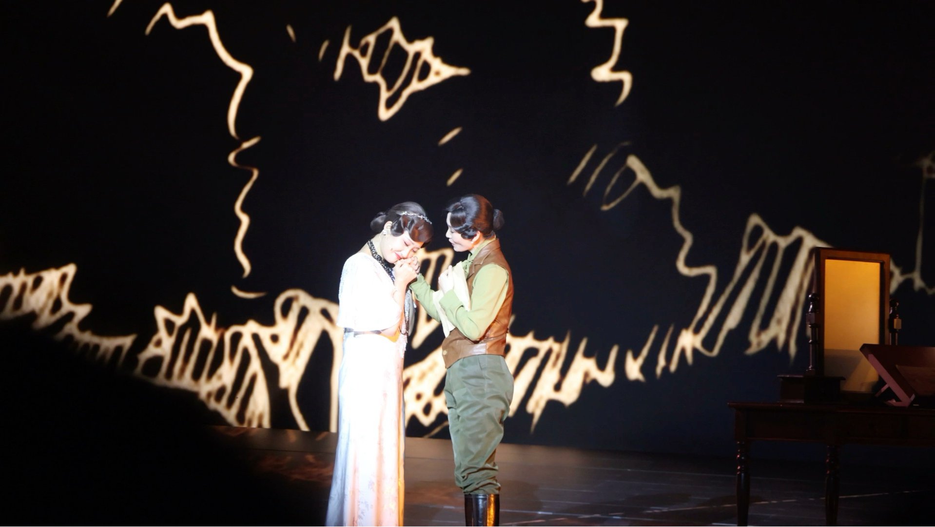 安静下来，不要害怕