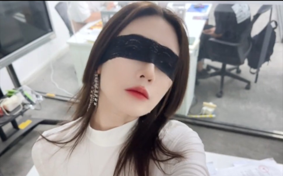 Who's playing hide-and-seek with me?