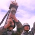 西藏军区开通微博，第一条视频就燃炸了