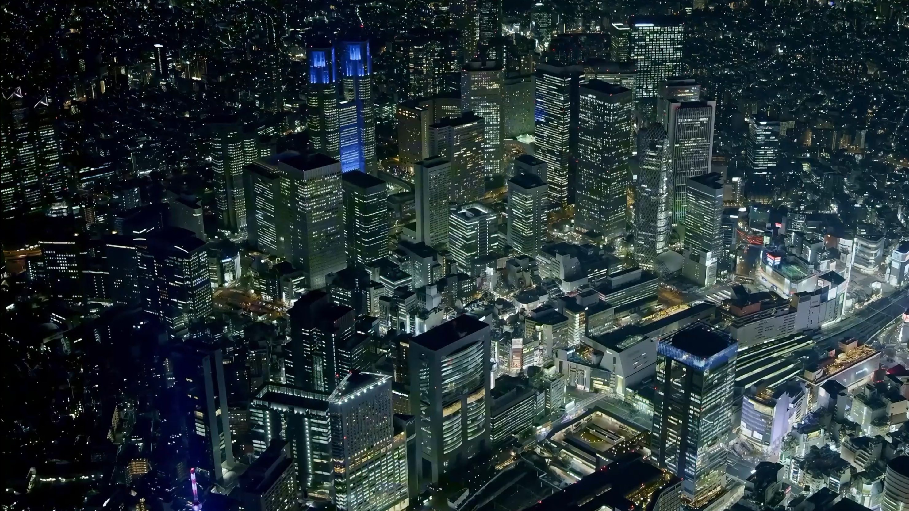 日本 | 东京夜景 | 流光脉动的都市级电路板