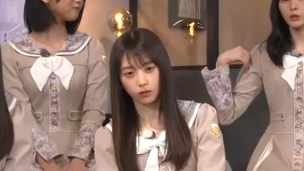 小马演我上课打瞌睡被发现的样子（