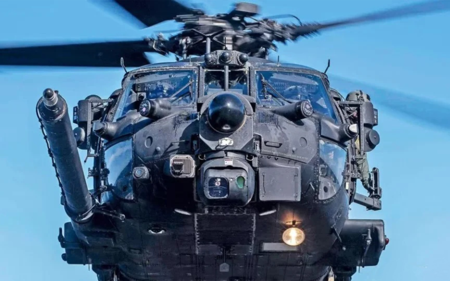 MH-60黑鹰战斗直升机