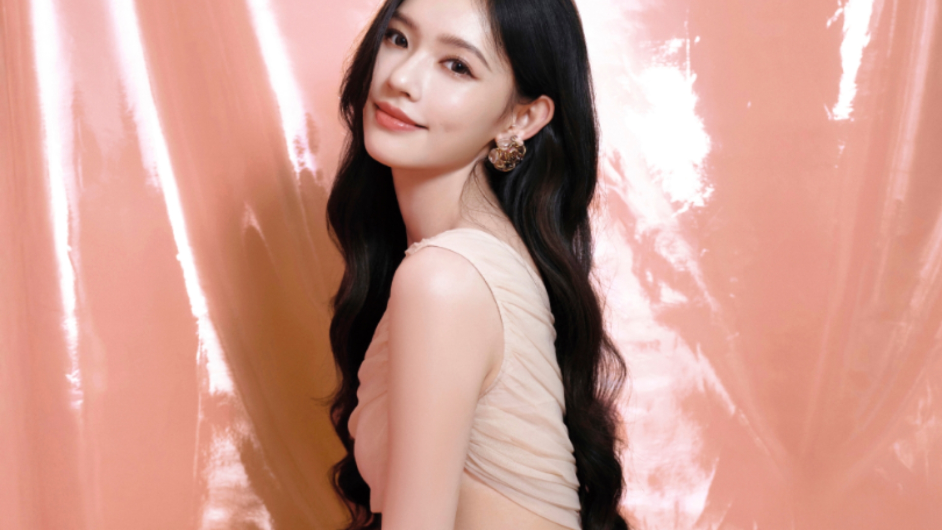 【林允】性感妩媚，美貌气质并存