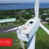 【趣味奇闻】【Youtube】无人机飞行员发现男上风力发电机上日光浴
