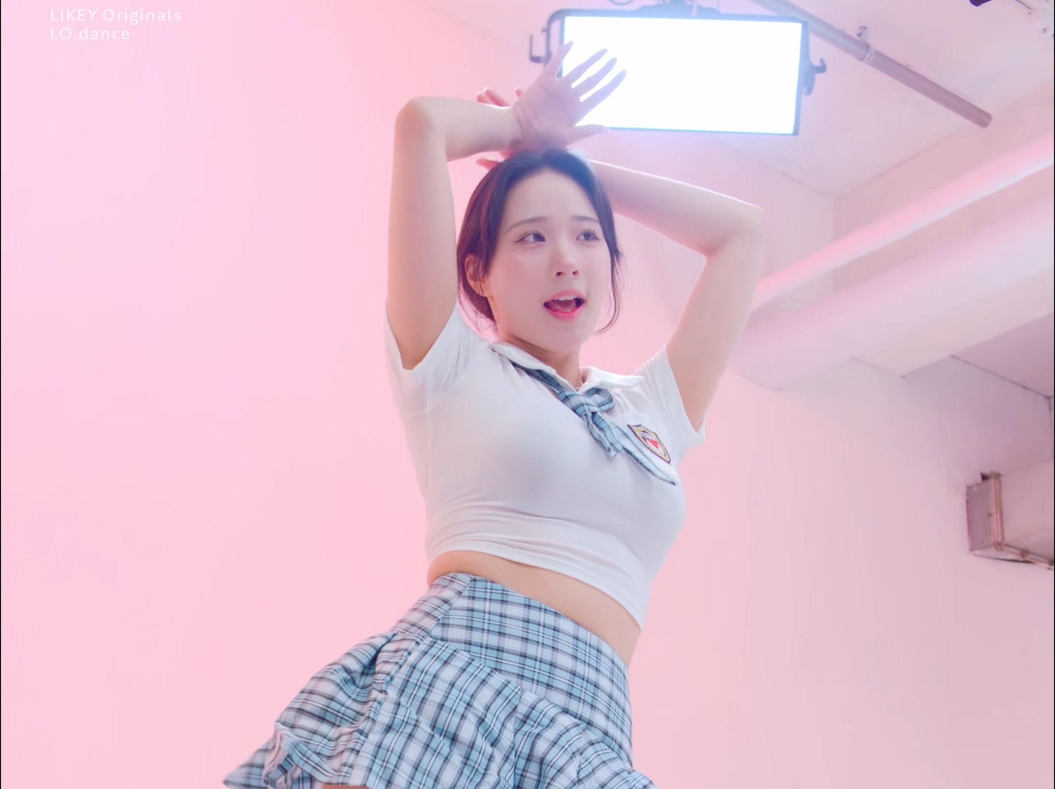 Jung In, Perfect Night, student uniform, side view