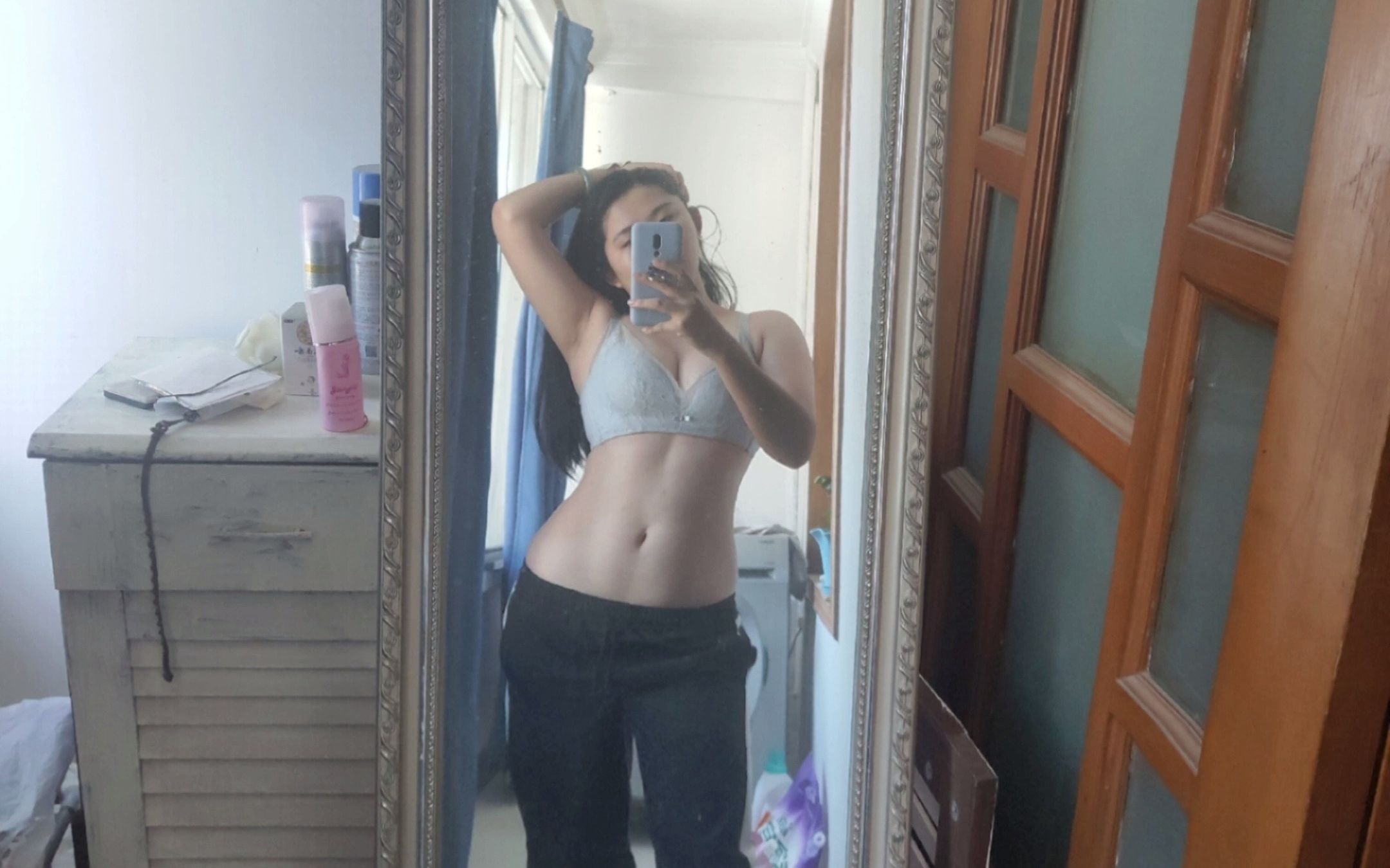 [Fox Cracker] It's time to show you my 8-pack abs!