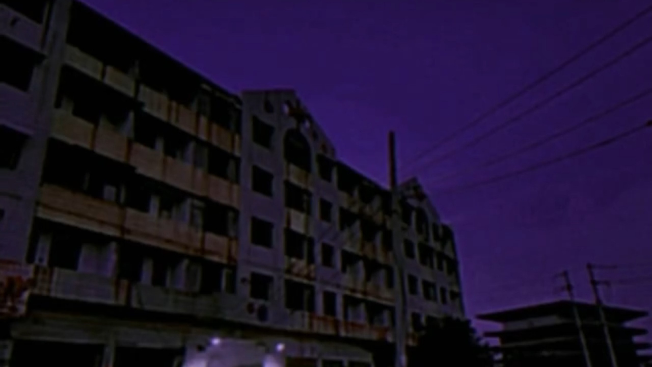 【梦核|Dreamcore】酣睡的城市不会挽留失意的人