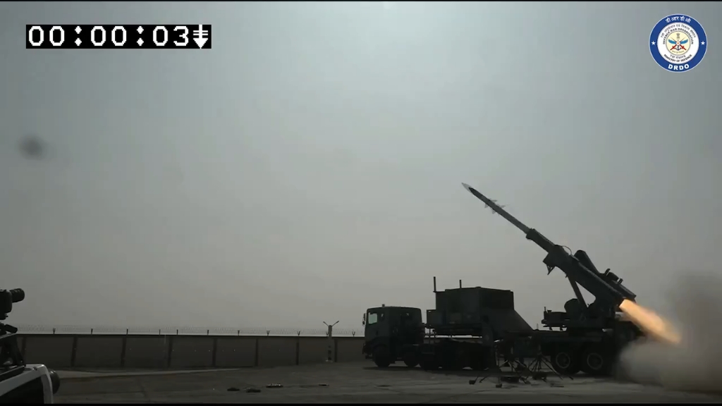 “阿卡什-NG”中程防空导弹发射