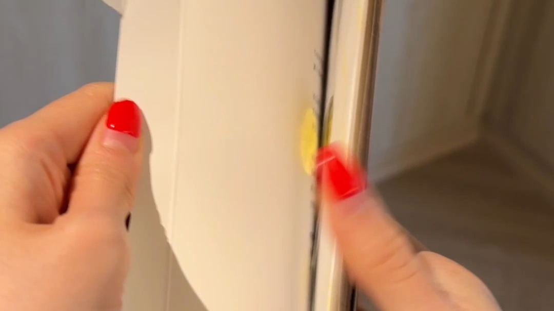 「热恋纠缠」穿上它，像被温柔包裹，每一步都是心照不宣的诱惑。