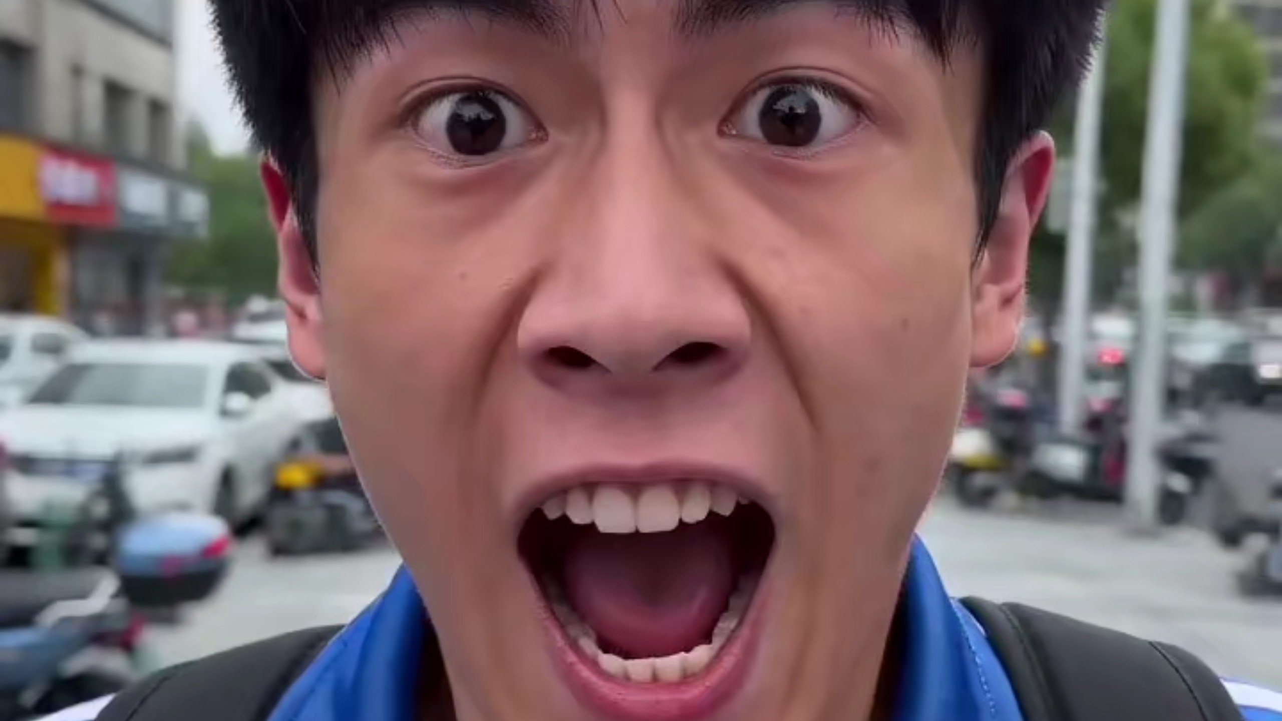 选清华还是艾斯戒指？