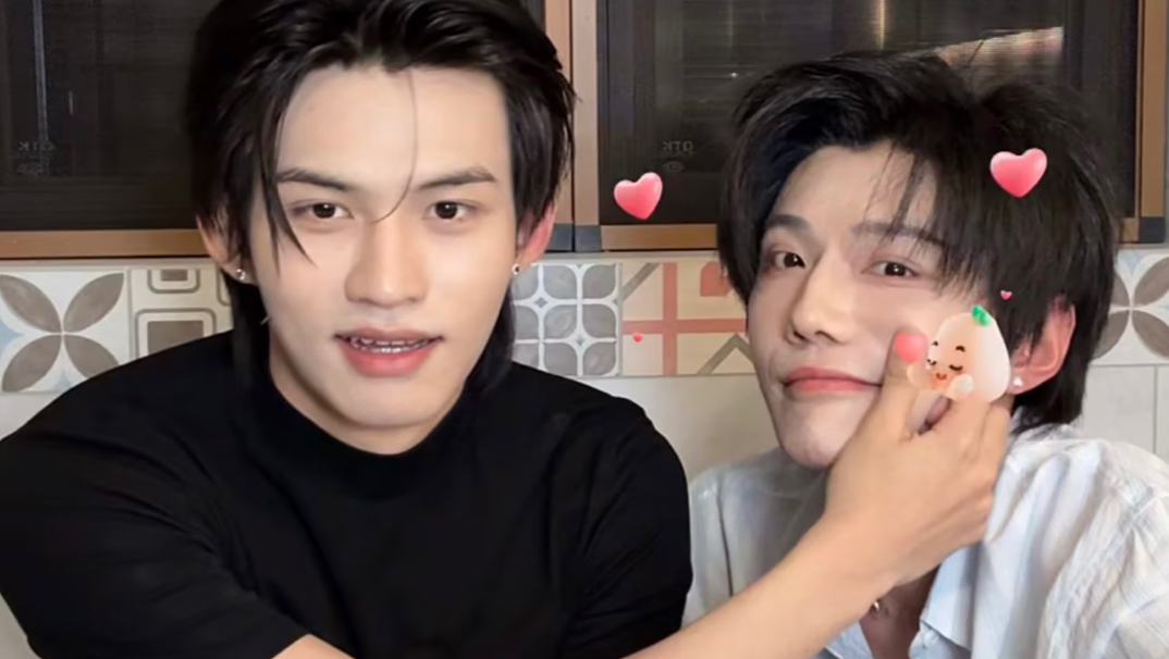 2.8云熠双人直播全程完整版 (浴缸版）