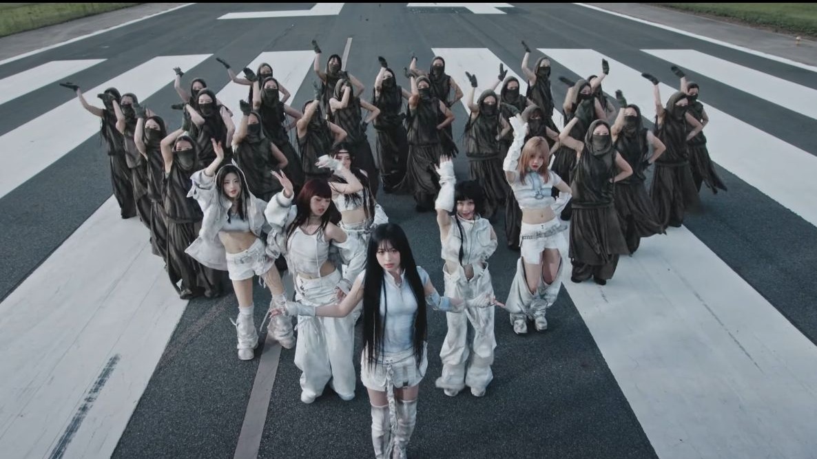 BABYMONSTER新曲WE GO UP舞蹈版MV公开