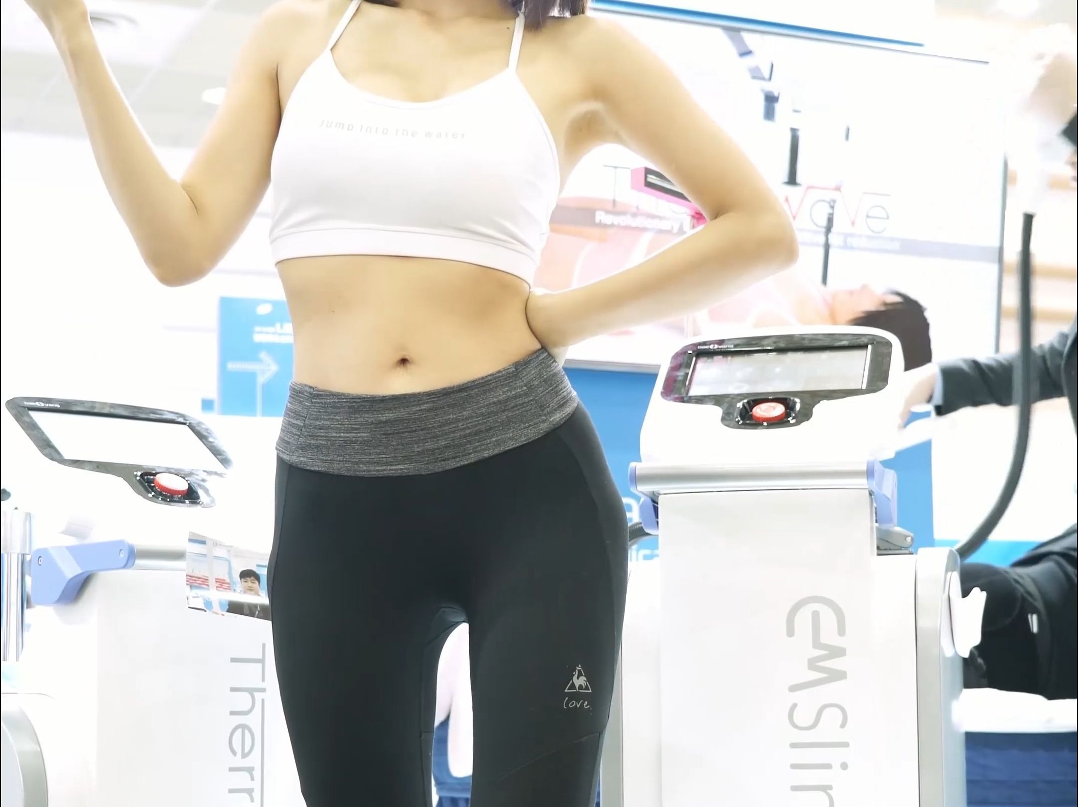 Miss Yoo Dayeon's Medical Fair Yoga Wear Outfit