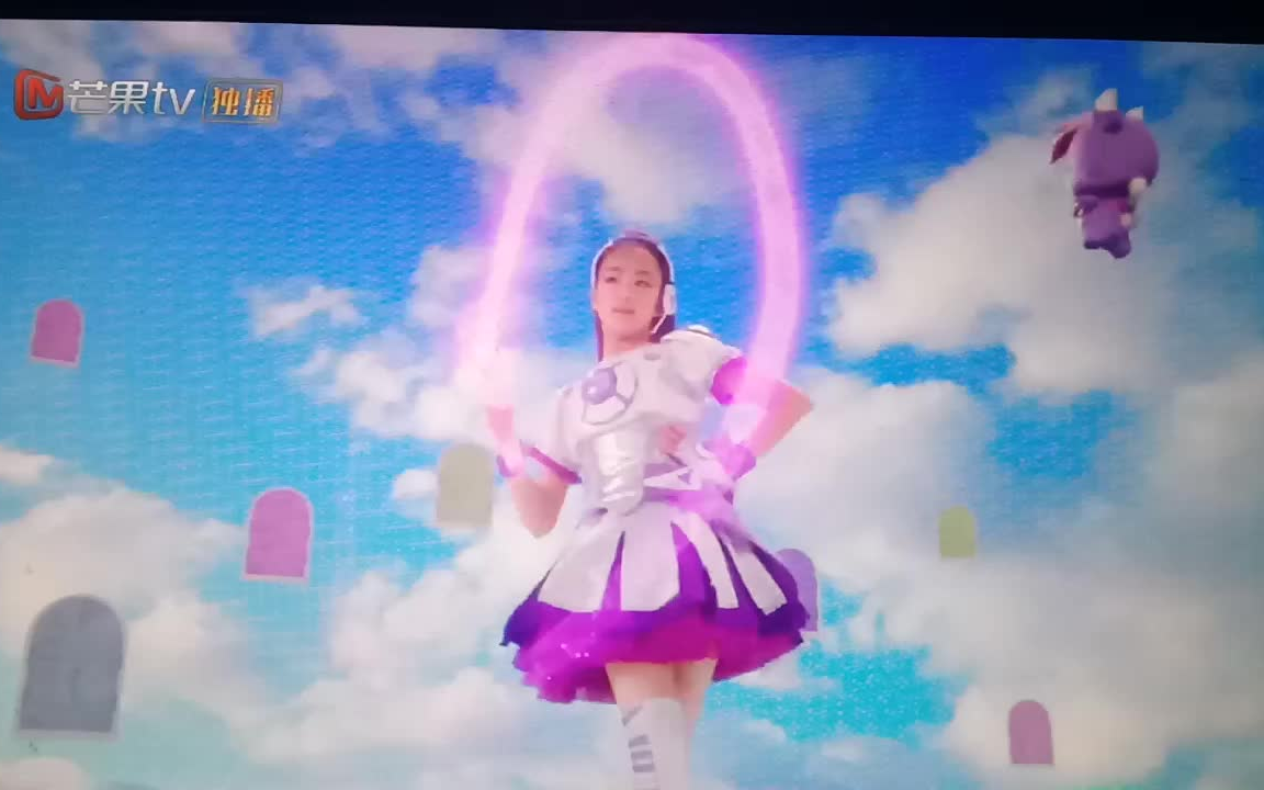 舞法天女里小善送给美瑰什么样的手链