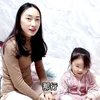 这女儿是亲生的吗？不让爸爸妈妈一起睡，可把小伙愁坏了