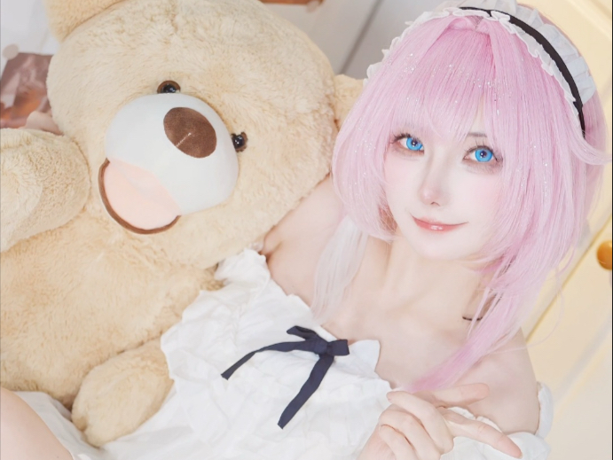 I feel like it's perfect for little Xylian's pajamas.