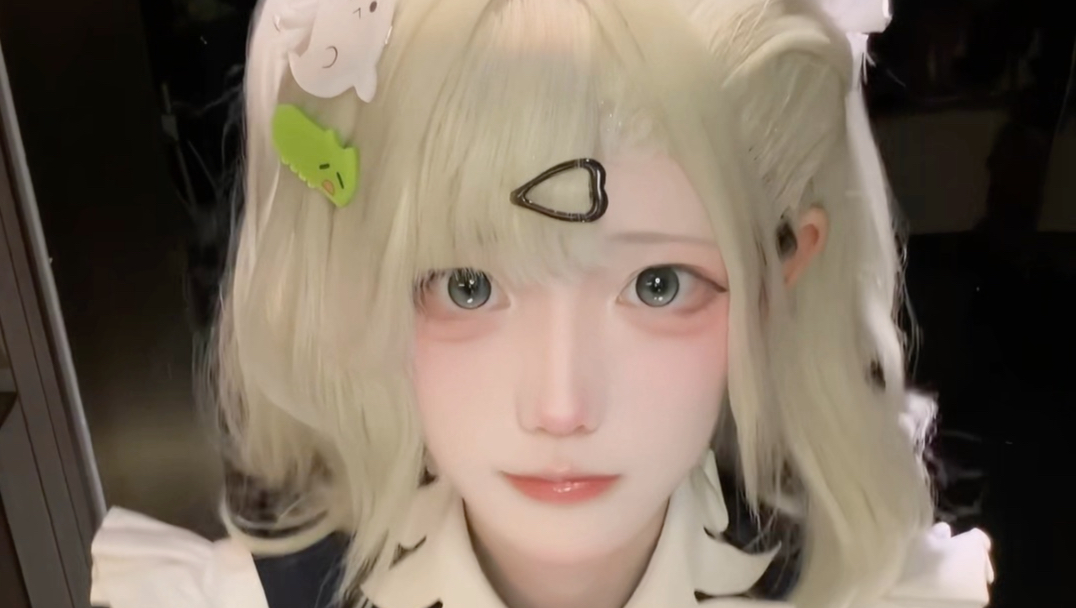 这就是我呀，头上有两个妙脆角