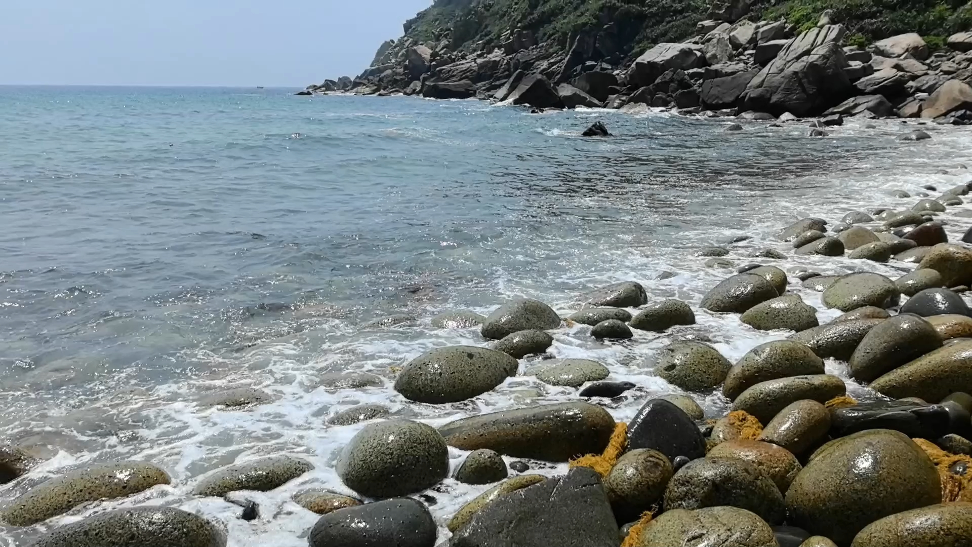 万宁大花角（鹅卵石海滩）