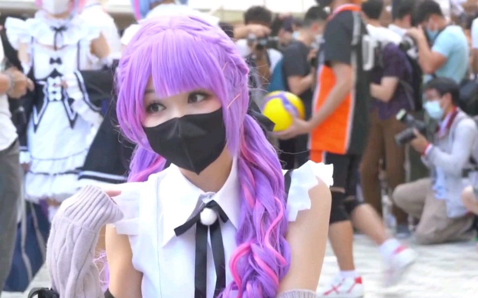 Comic Con Cute Girls