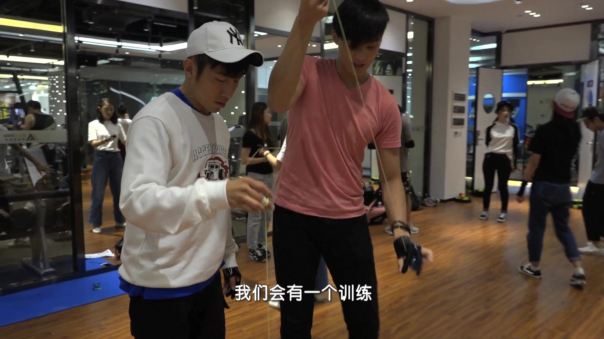 火力少年王之悠风三少年角色访谈雷轩