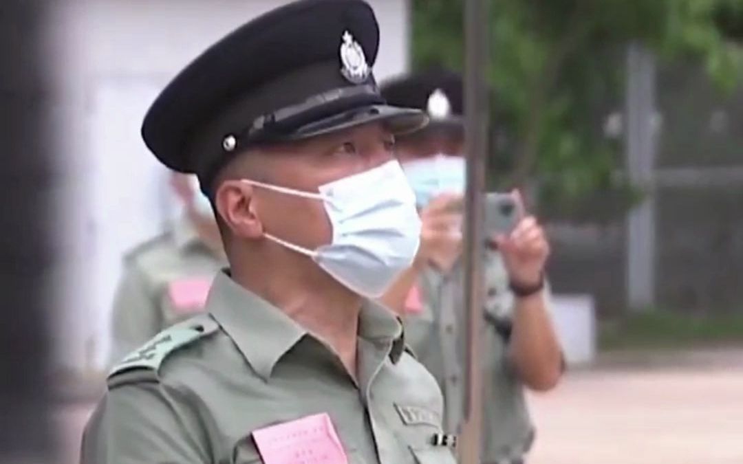 7月1日起，香港警队全面采用中式步操，Yes Sir退出香港历史舞台