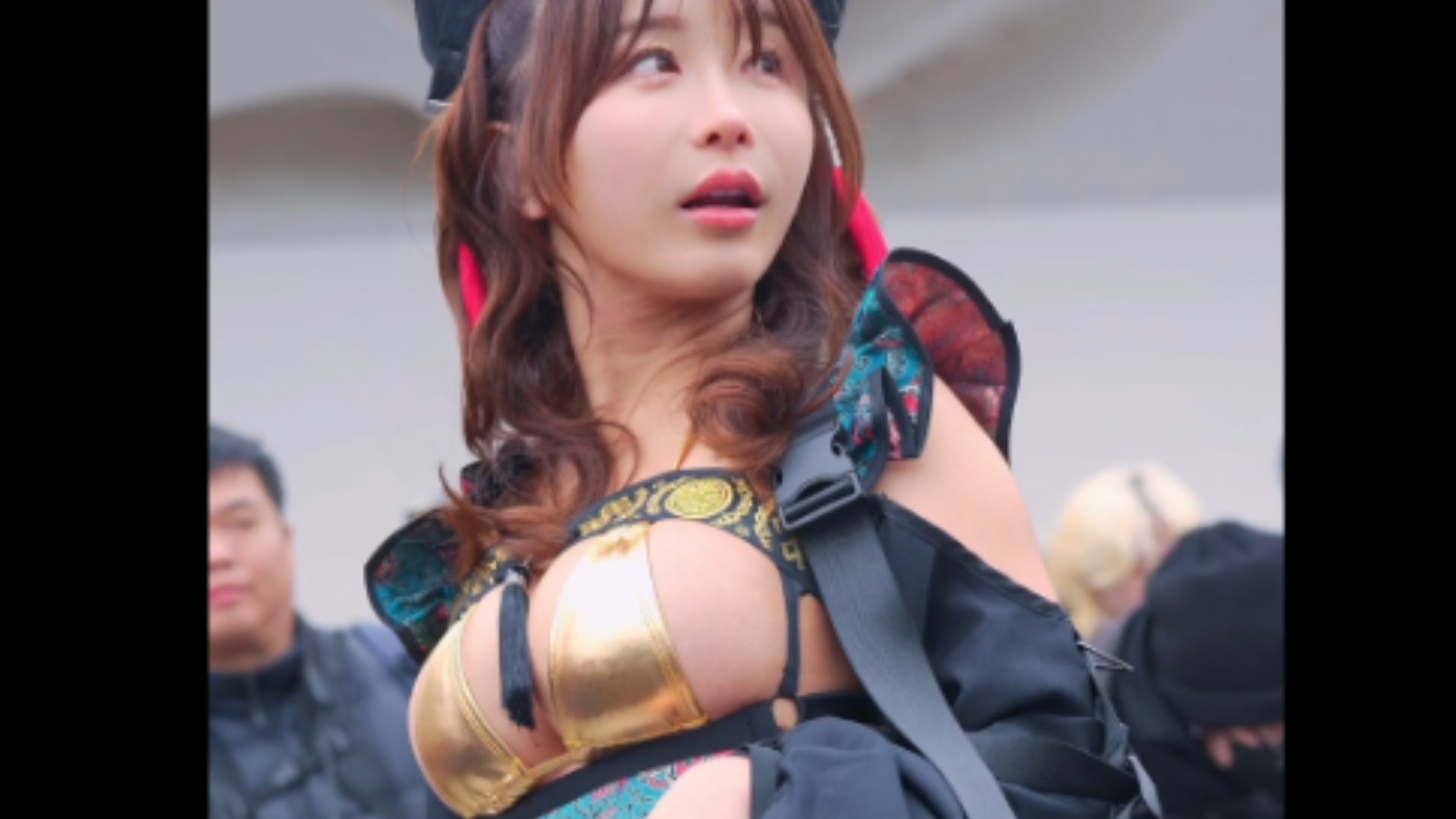 It's a great show. I can watch it for three days.