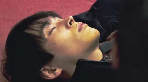 【日剧】年轻帅哥遭背叛被好友刺死