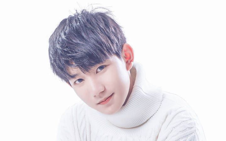 【甜品】王源在路上(改编自南山南)视频在线观