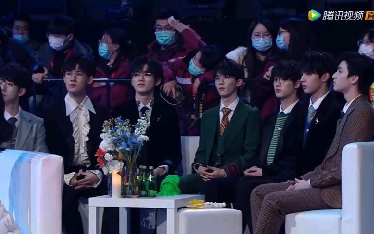 时代少年团tnt星光大赏台下镜头cut