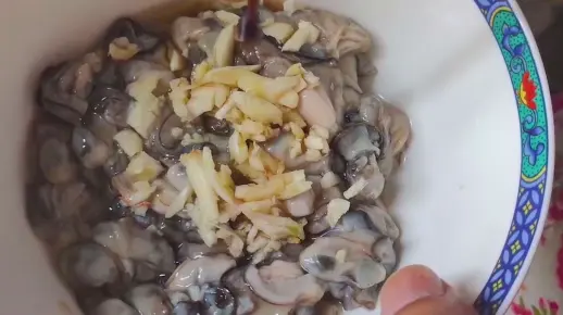教你做福建美食海蛎煎，做法简单却好吃，只吃过一次就难忘