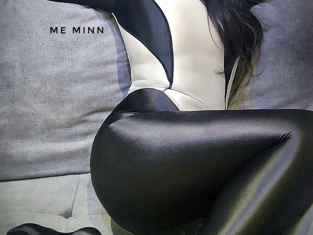 ☀️ "Add a little attitude to your outfit listen to your heart and be fascinated by yourself" ☀️ #goodbodygoodtaste #sexygoddess #devil's body #tease you across the screen