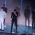 【Super Junior】舞台事故：金希澈的一枝独秀！成员们笑得都憋不住了！噗哈哈哈！