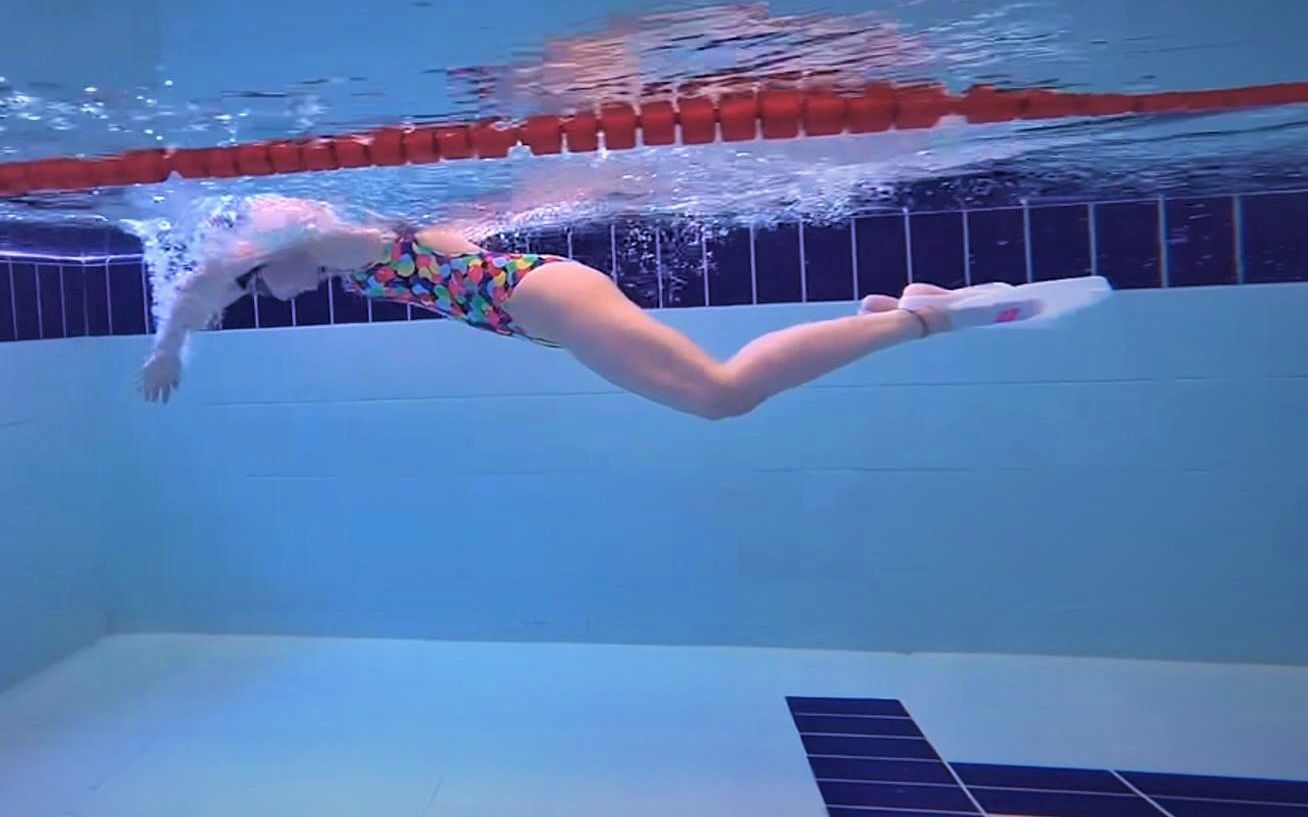 游泳——女子50米仰泳：中国选手无缘决赛_光州