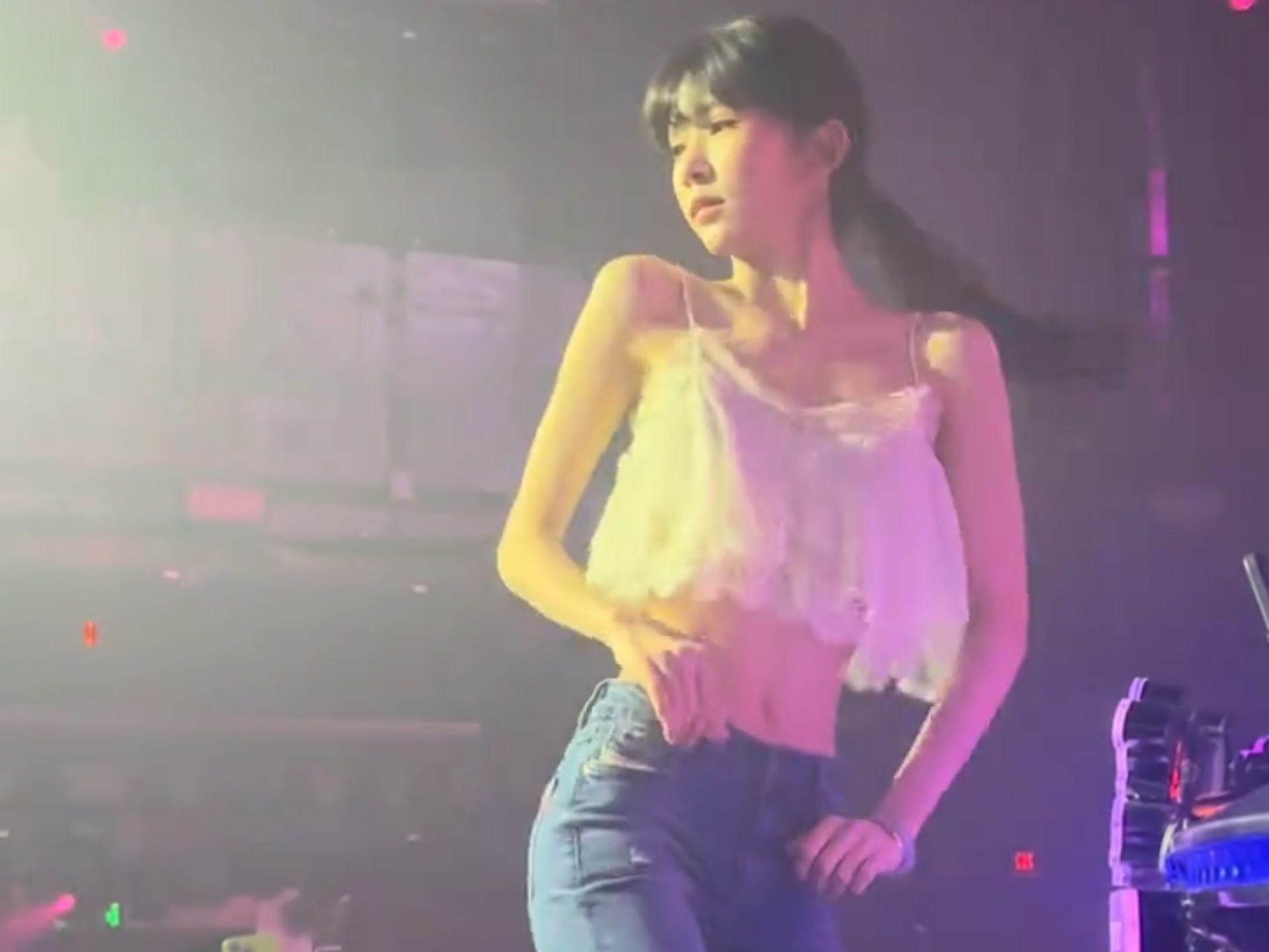 #美女dj #酒吧蹦迪现场美女