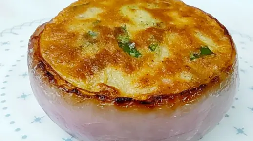 洋葱早餐饼的做法，早餐新吃法，简单易做的洋葱饼食谱，比吃肉还香【小美食軒】