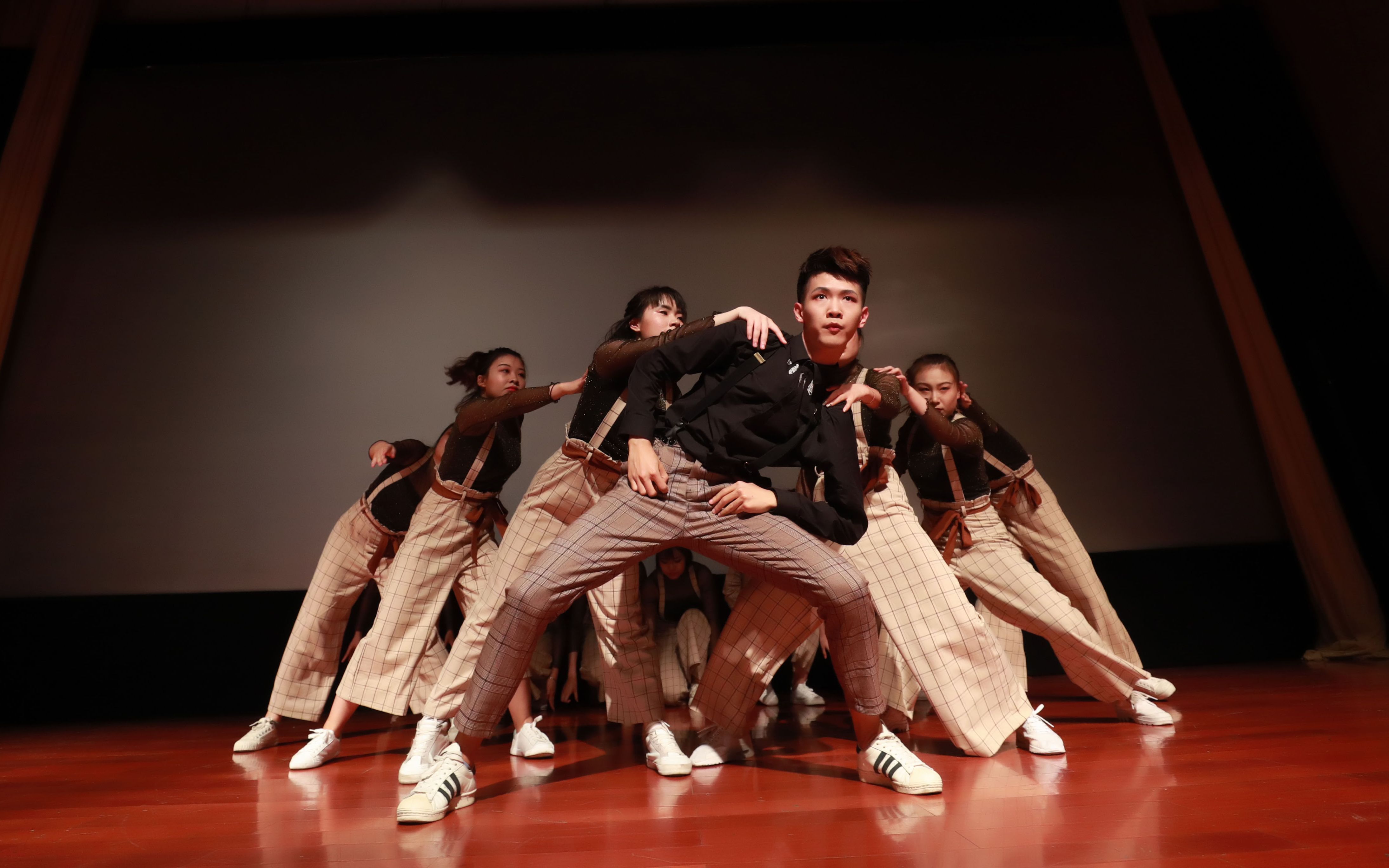 waacking甩舞课2丨bring it on (ost) - get ready for this视频