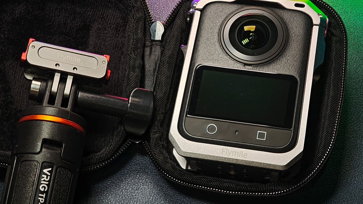 复刻了 OSMO360 的四个金属触点 仅重 48g Flymile OSMO360 金属保护边框兔笼以及兔笼收纳包设计分析