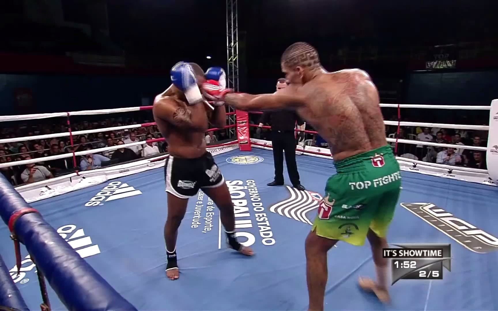 【顶级重炮的进化能力】杰森·威尼斯 Jason Wilnis VS 亚历克斯·佩雷拉 Alex Pereira_哔哩哔哩_bilibili