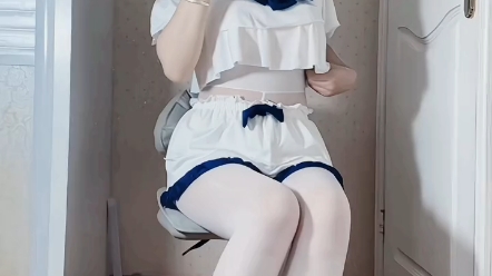 You can always trust a white girl.