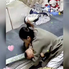盘点妈妈出于本能保护孩子感人瞬间，母爱的力量的无限大的