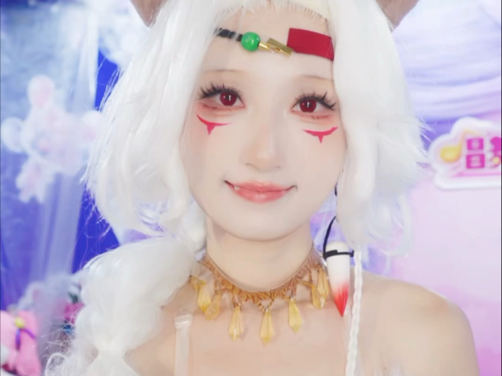 The lens tag is a top-notch operation. What's the difference between that and sticking it in your face?