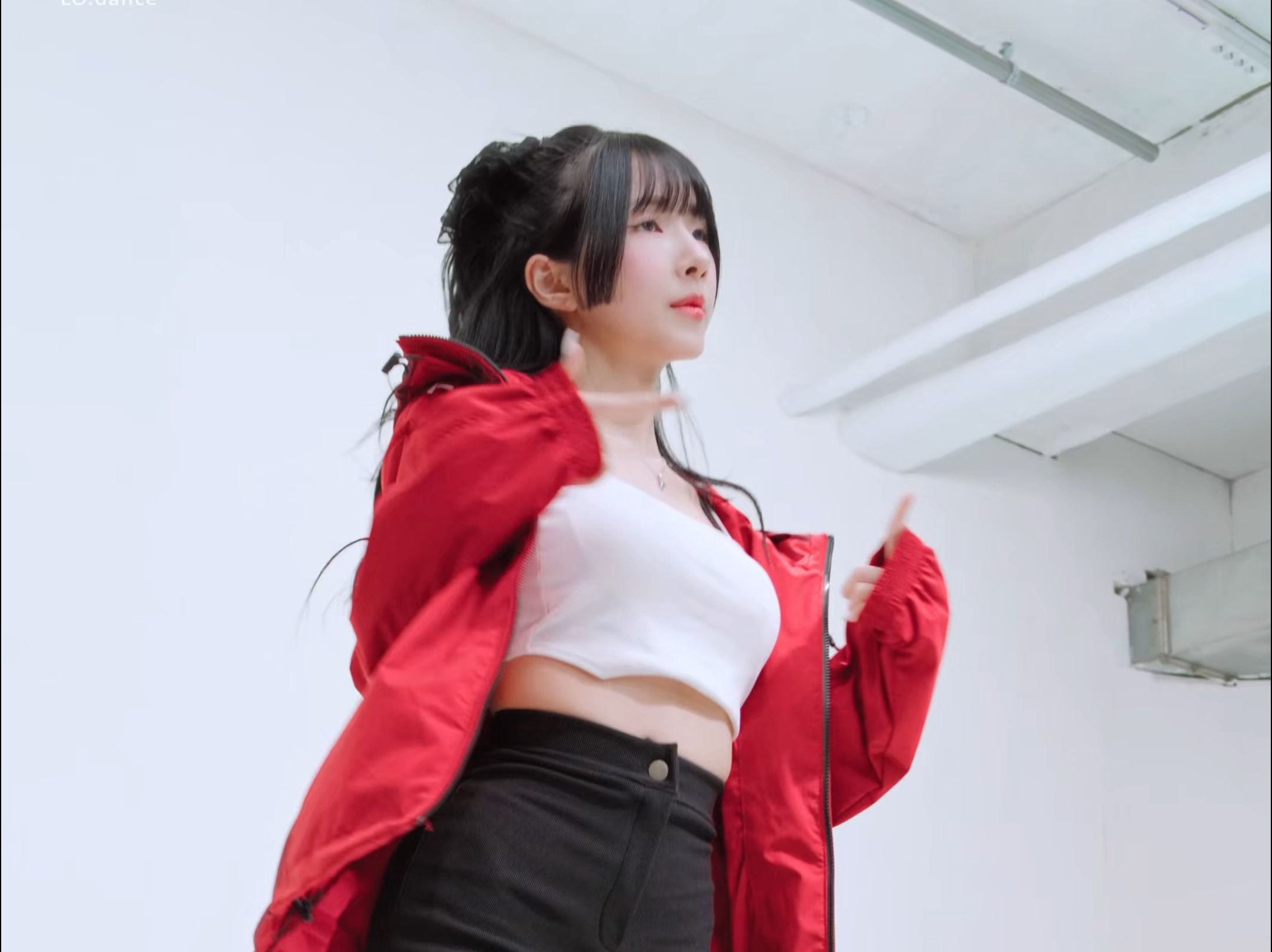 Seo Young, CHEER UP, Side View