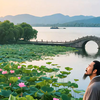 六月西湖的美景尽在《晓出净慈寺送林子方》宋 · 杨万里