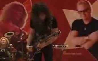 Megadeth前吉他手马蹄演奏周杰伦《七里香》