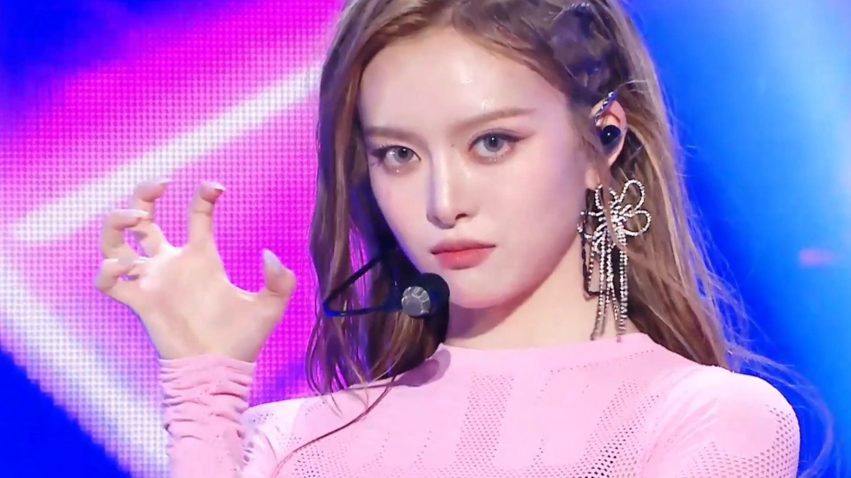 R.E.D新曲DIAMONDS 打歌舞台