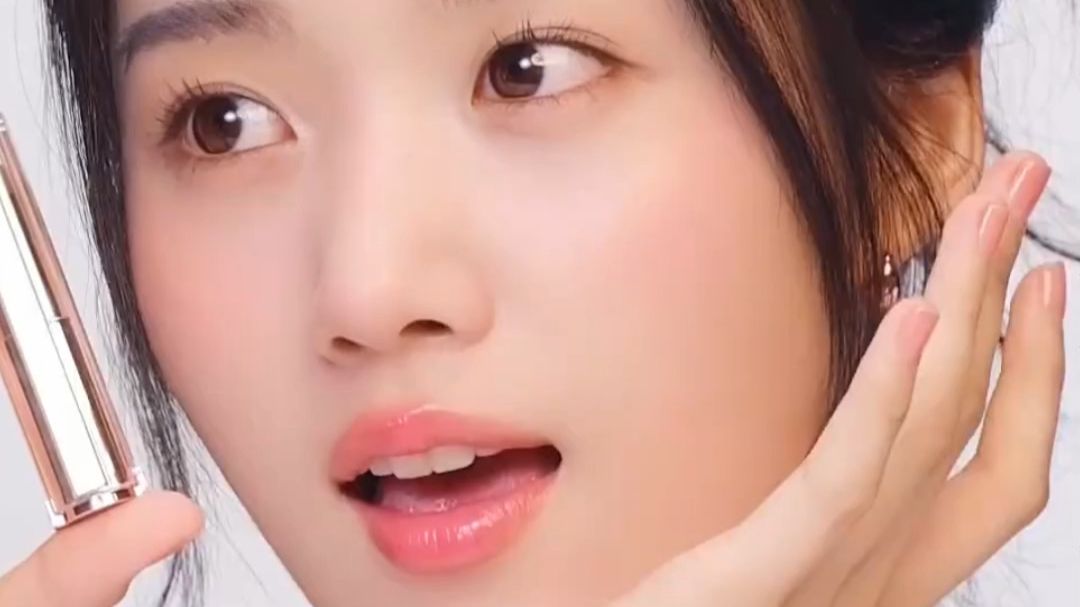 喜欢卢昱晓？！