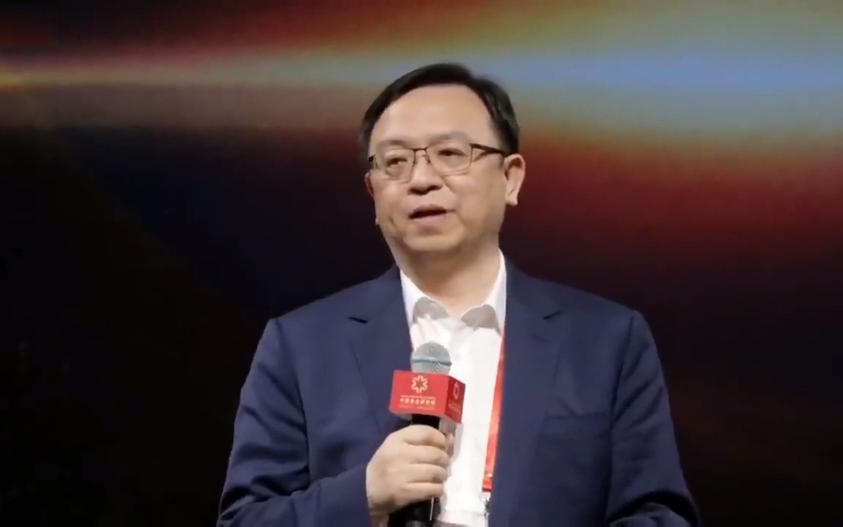 王传福：希望比亚迪成为下一个百年老店_电池网